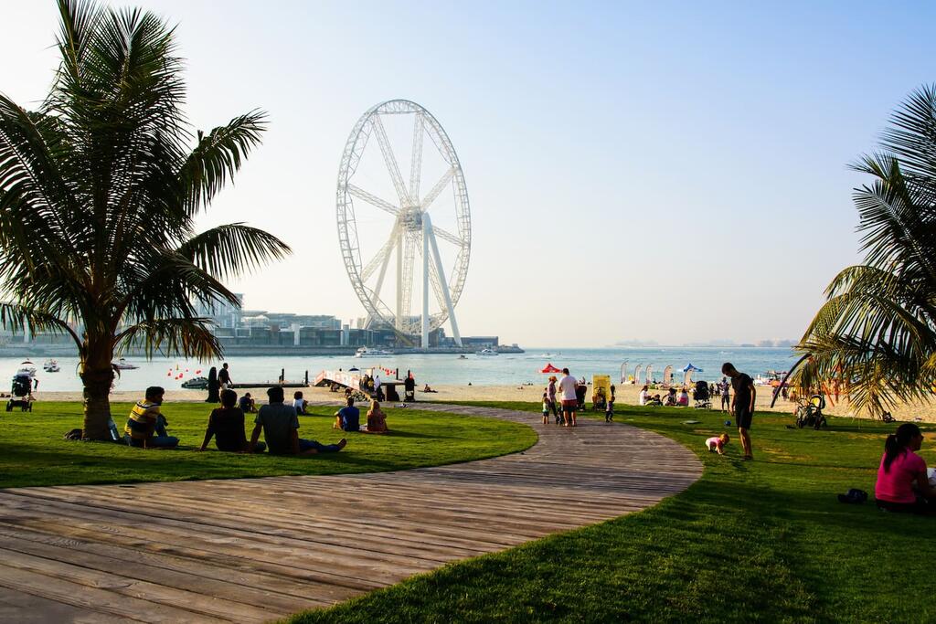 Stella Stays Vibrant 1 BDR Dubai JBR Beach Netflix - thumb 1