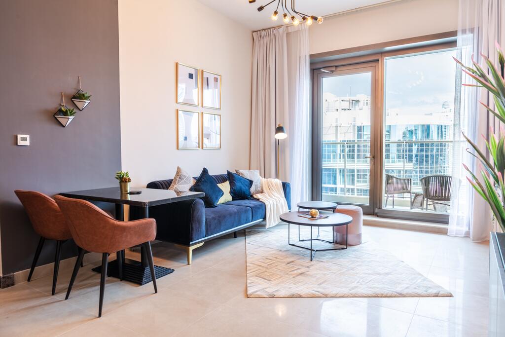 Stella Stays Vibrant 1 BDR Dubai JBR Beach Netflix - thumb 0