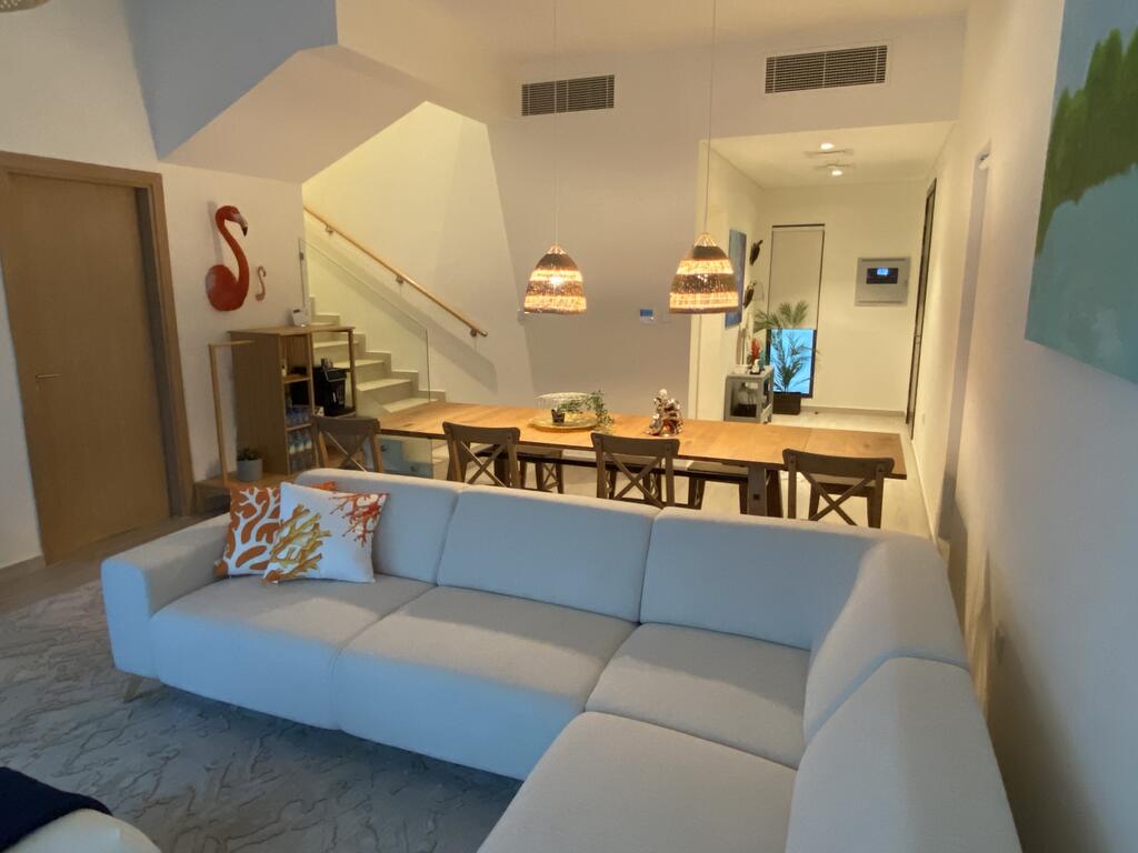 The White Villa - thumb 5