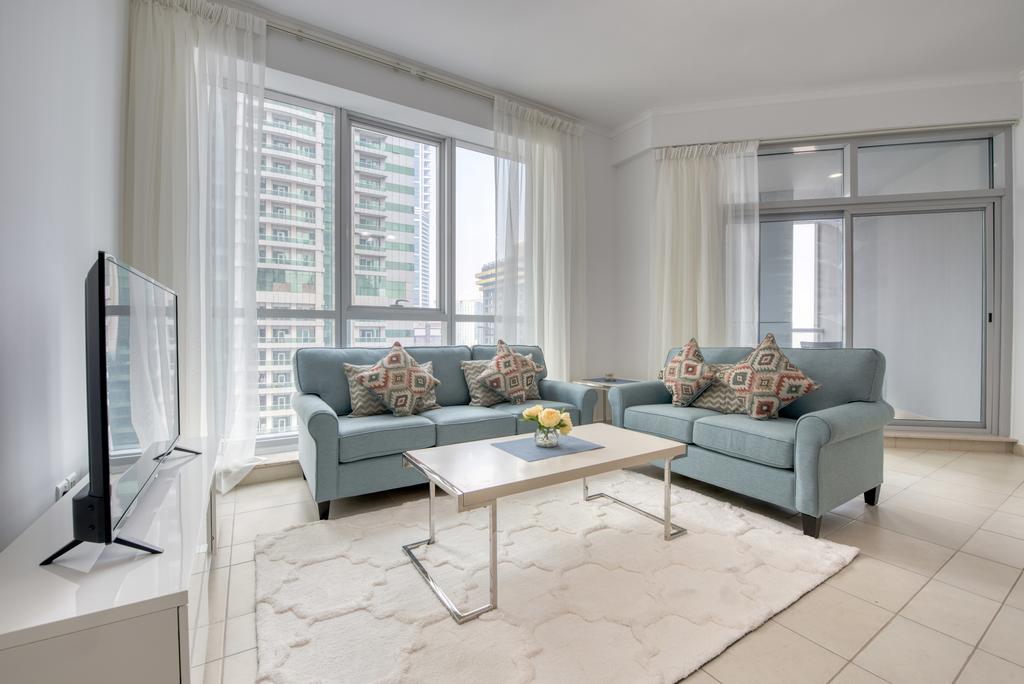 Two Bedroom Apartment With Balcony In Dubai Marina By Deluxe Holiday Homes - thumb 5