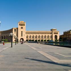Republic Square, Yerevan Accommodation Abudhabi