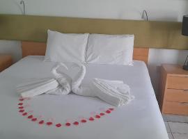 Ocean's Edge Lodge Restaurant & Bar Accommodation Abudhabi