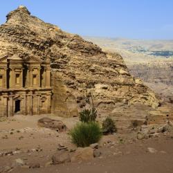 Wadi Musa Accommodation Abudhabi