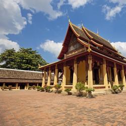 Wat Sisaket, Vientiane Accommodation Abudhabi
